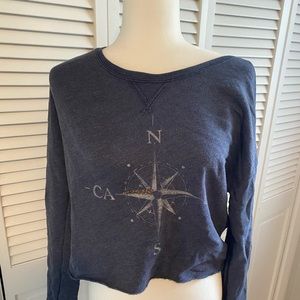 sweatshirt slightly cropped